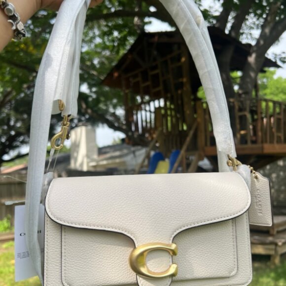 Coach White Shoulder Bag with Gold Accents - Picture 1 of 5
